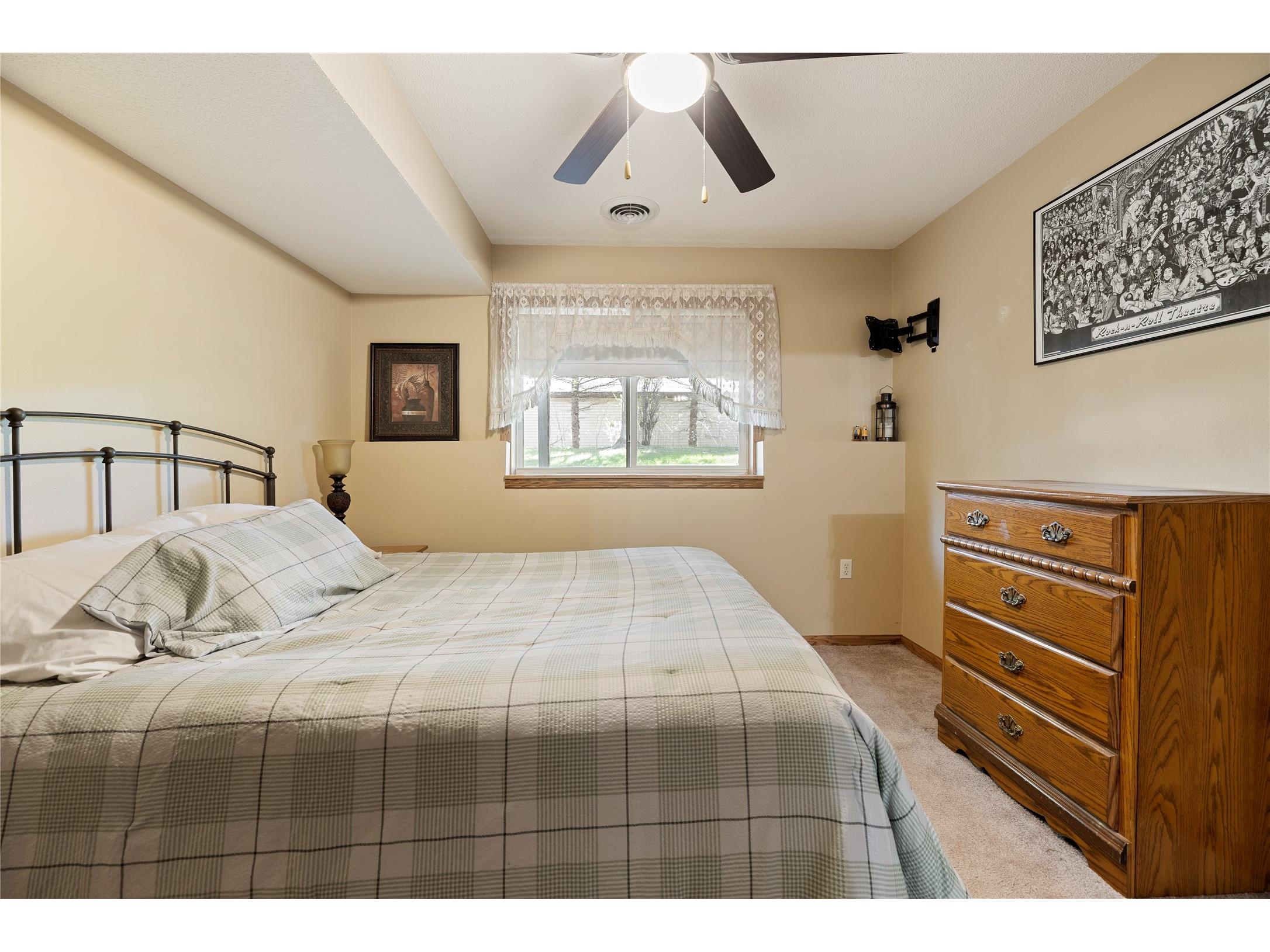 3130 Brian Street Eau Claire WI 54701 1600226 image20