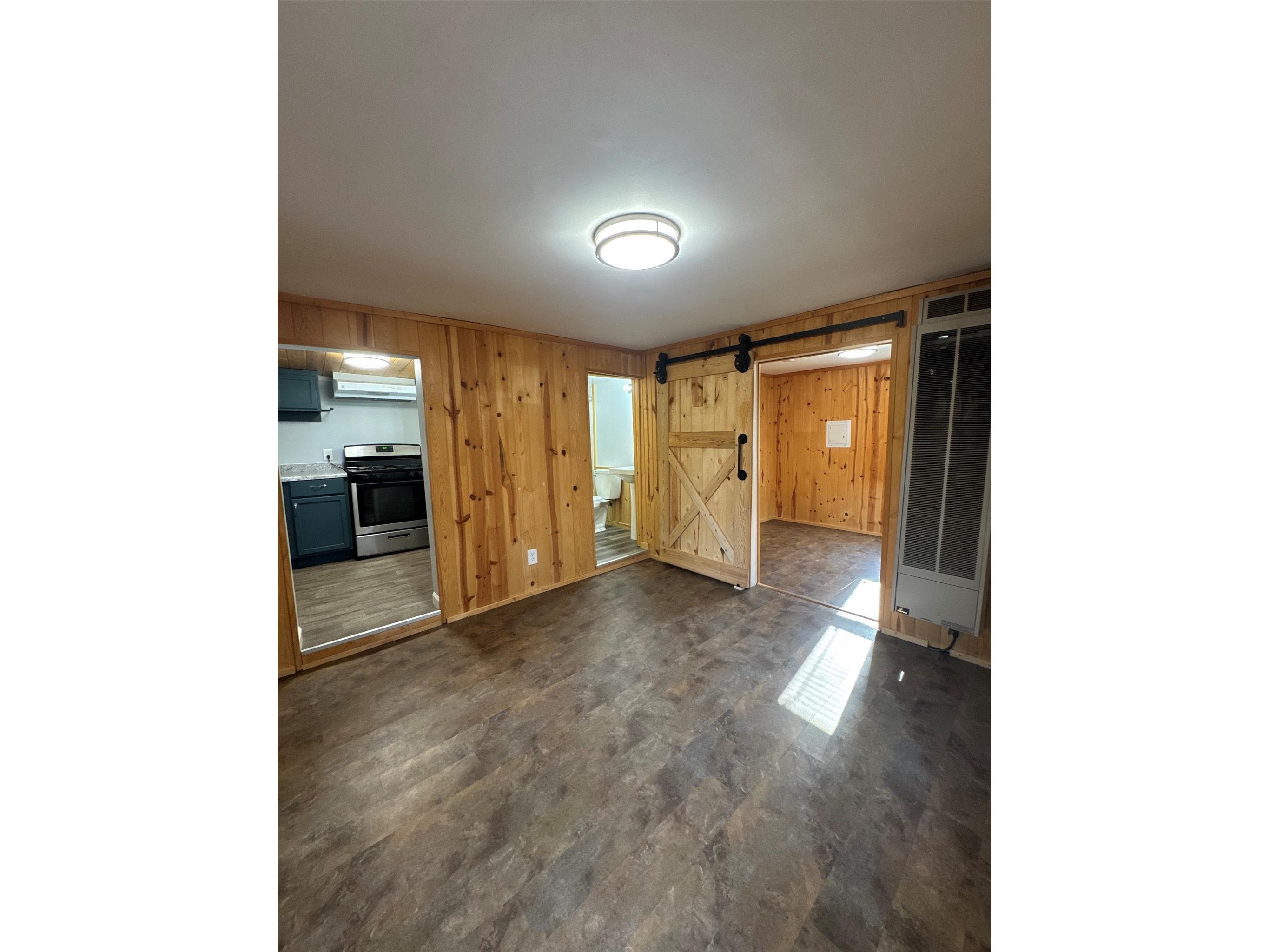 314 College Street Spooner WI 54801 1602861 image6