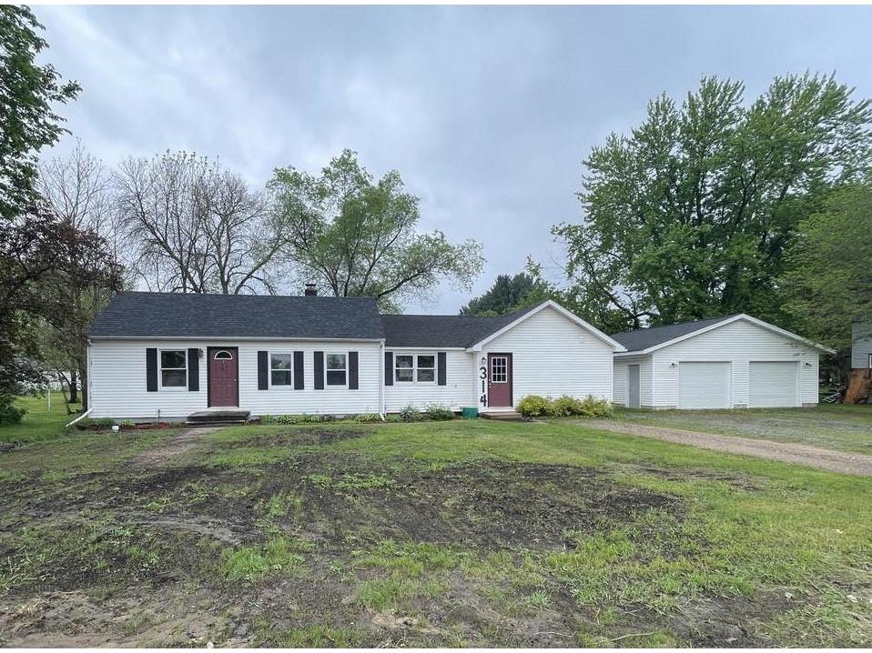 314 W Hawthorn Street Strum WI 54770 1580706 image1