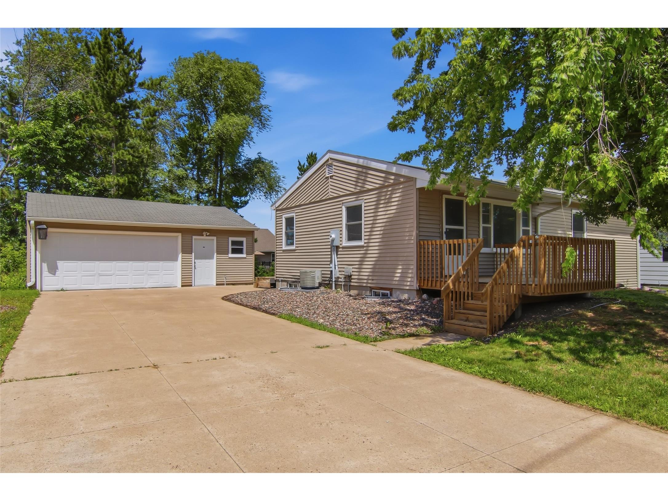 3140 W Folsom Street Eau Claire WI 54703 1602332 image1