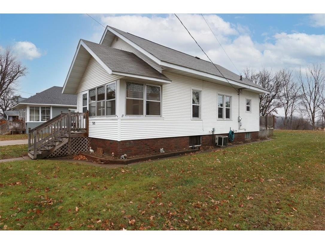 315 12th Avenue W Menomonie WI 54751 1597281 image32