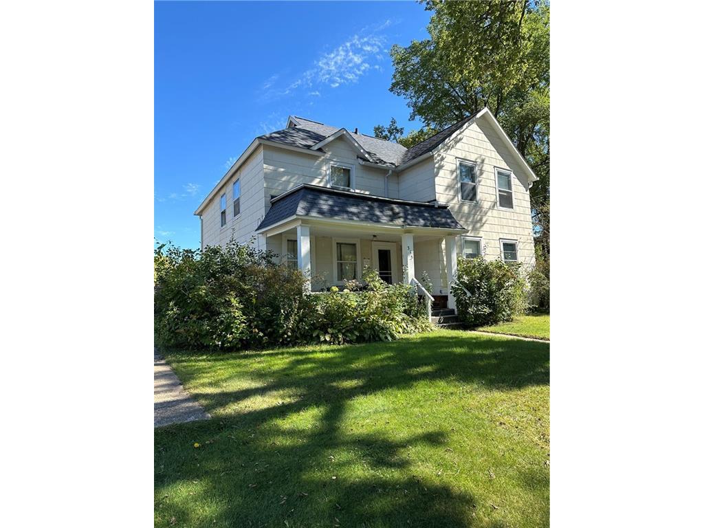 315 N 6th Street #1-3 Black River Falls WI 54615 1586073 image1