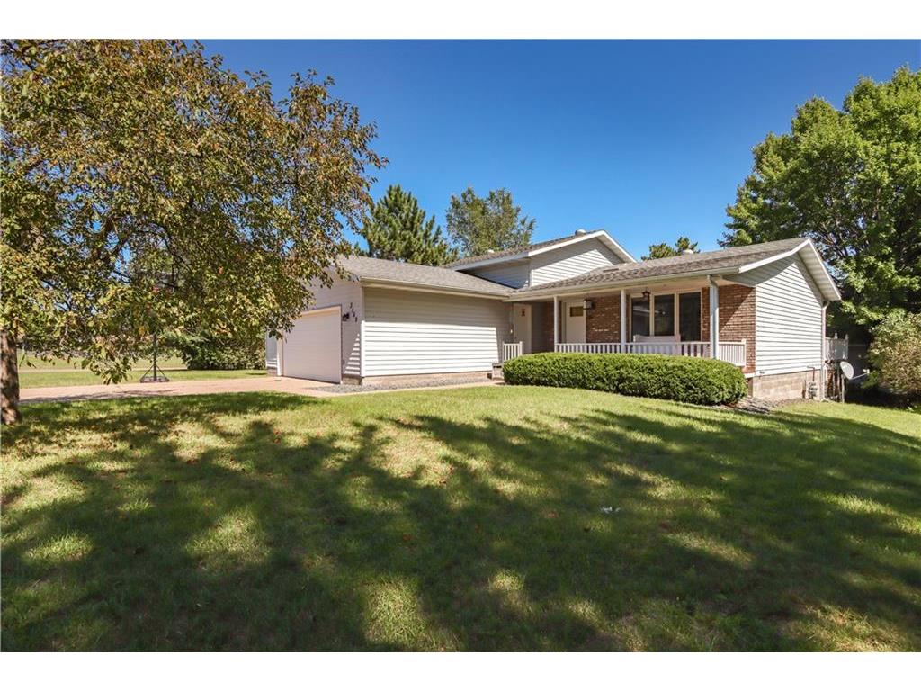 3169 Kilbourne Avenue, Eau Claire, WI, 54703 MLS 1568401 Edina Realty