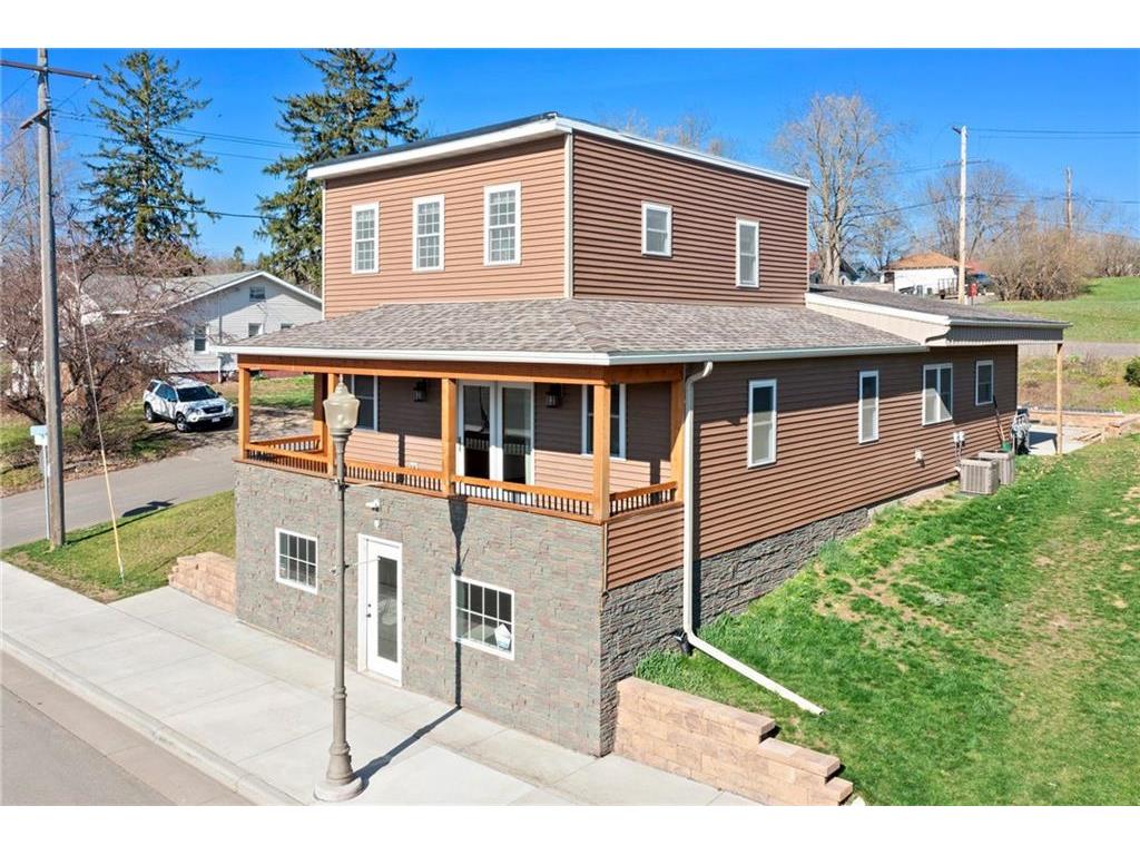 318 Keller Avenue N #3 Amery WI 54001 1581273 image1