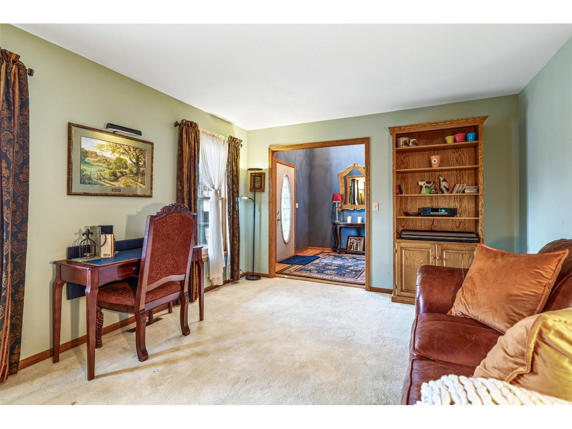 318 Paris Place Eau Claire WI 54703 1599602 image14