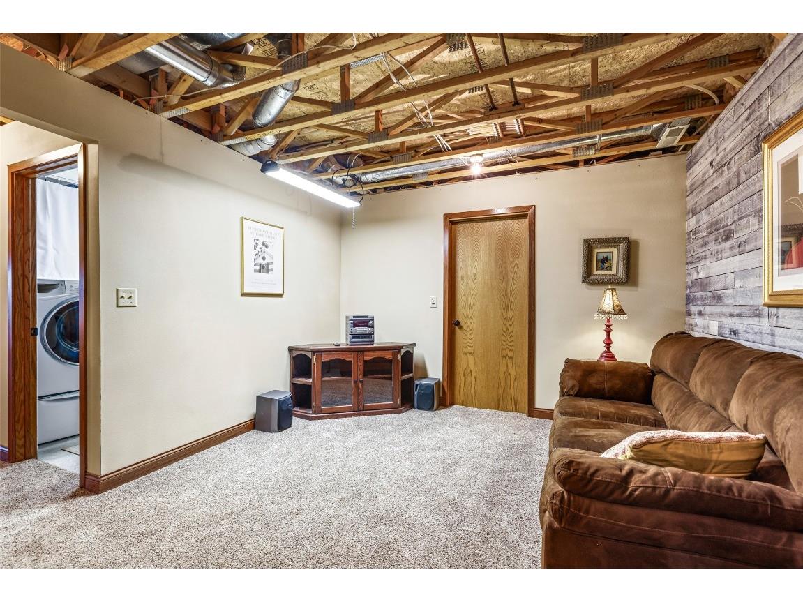 318 Paris Place Eau Claire WI 54703 1599602 image39