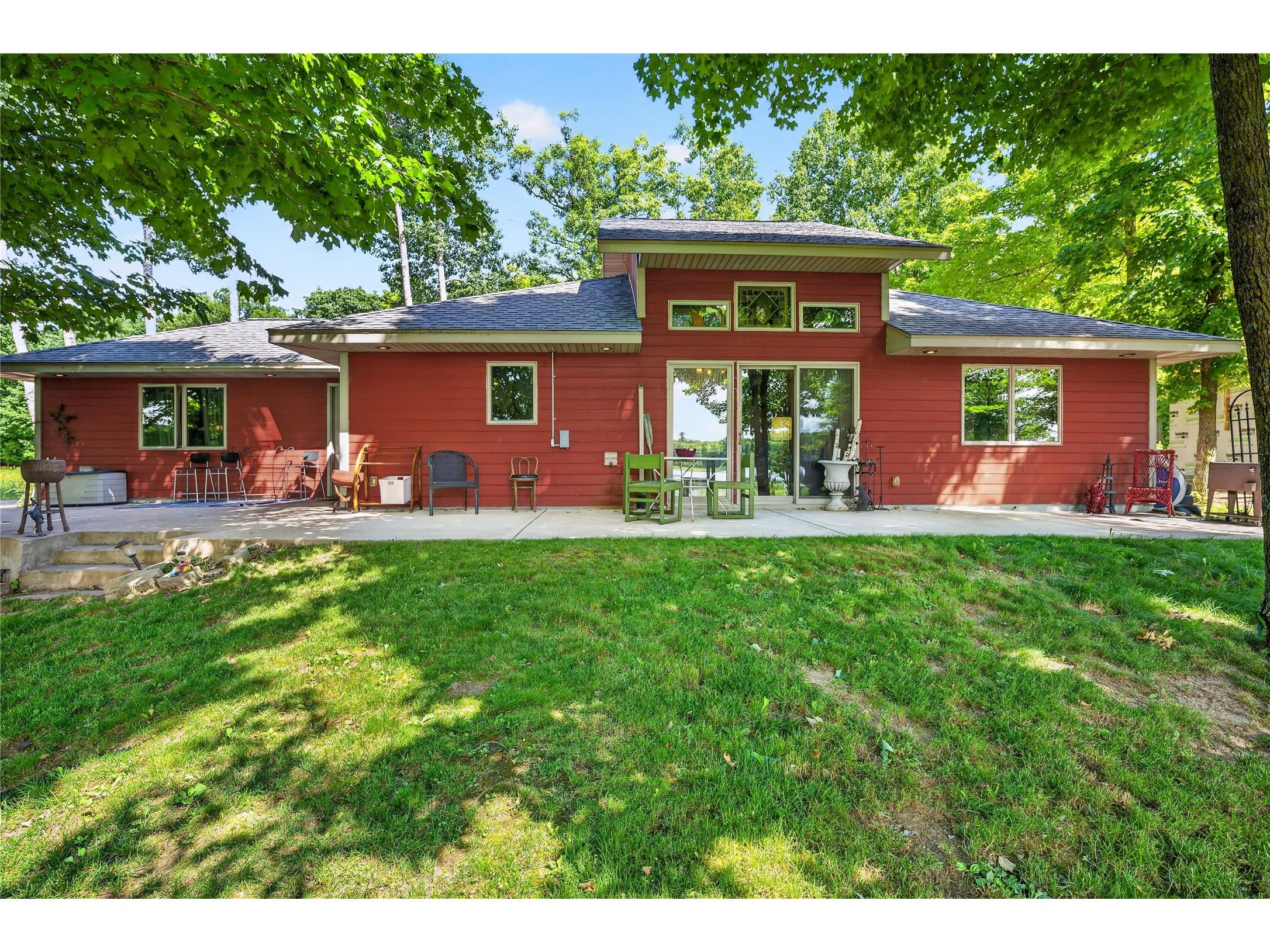 318 Wennenberg Shore Drive Shell Lake WI 54871 - Round Lake 1603523 image8