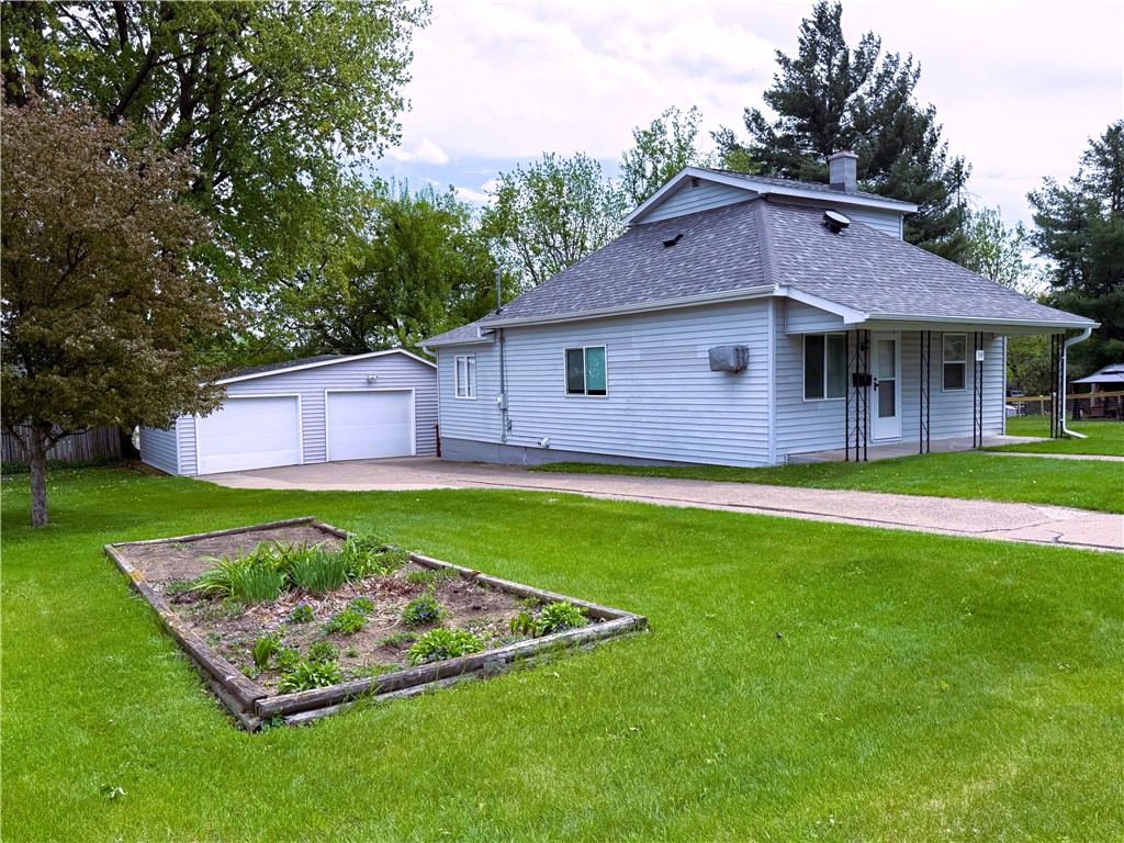 319 E 11th Street S Ladysmith WI 54848 1591448 image1