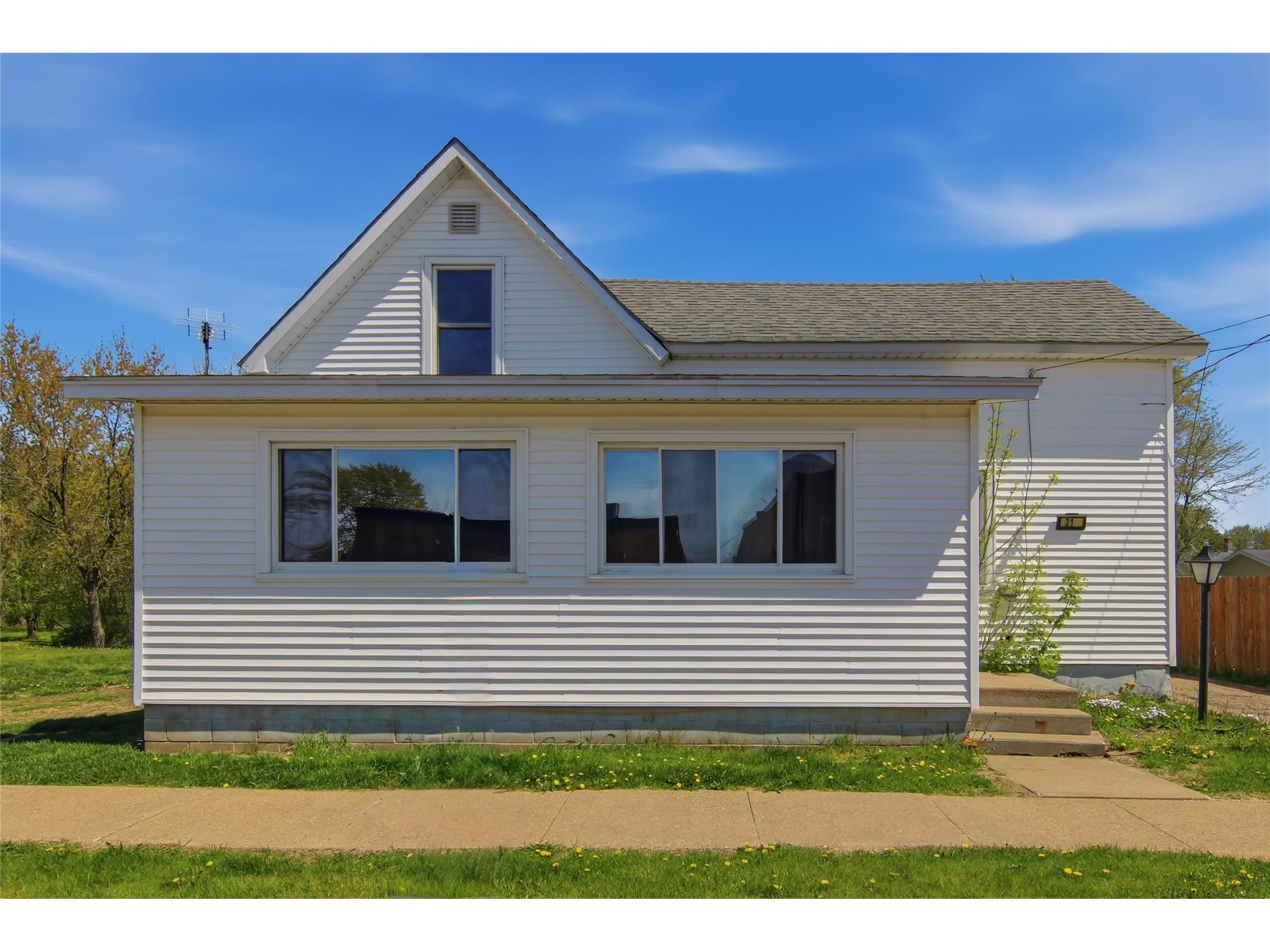 319 Park Street Augusta WI 54722 1601241 image2