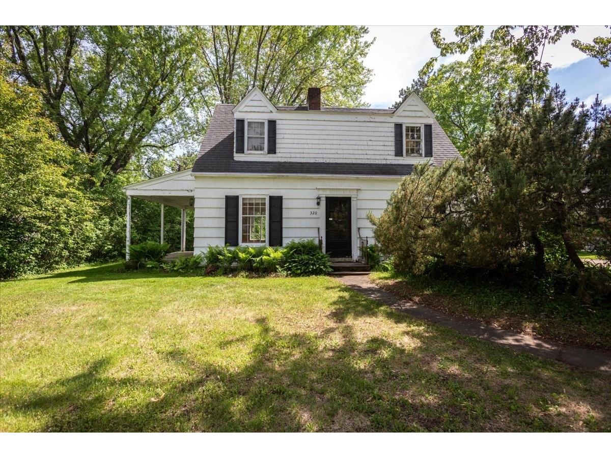 320 Elm Avenue W Menomonie WI 54751 1601822 image2