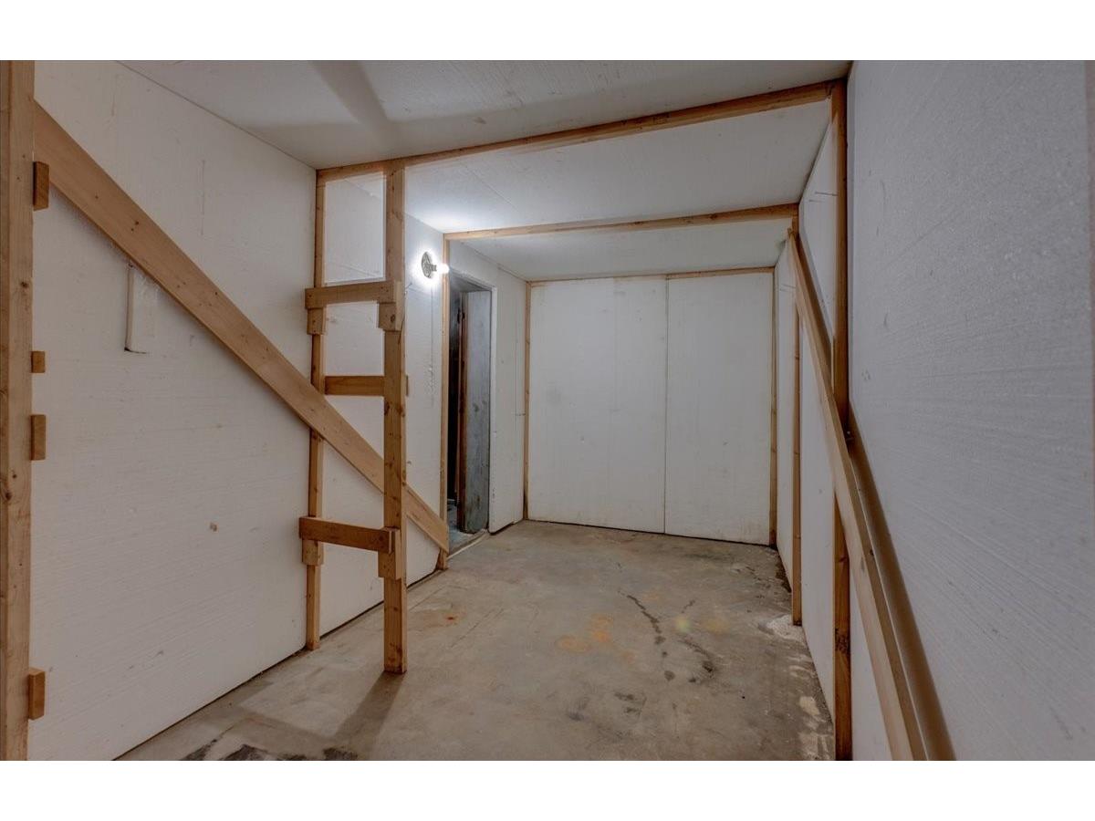 320 Elm Avenue W Menomonie WI 54751 1601822 image36