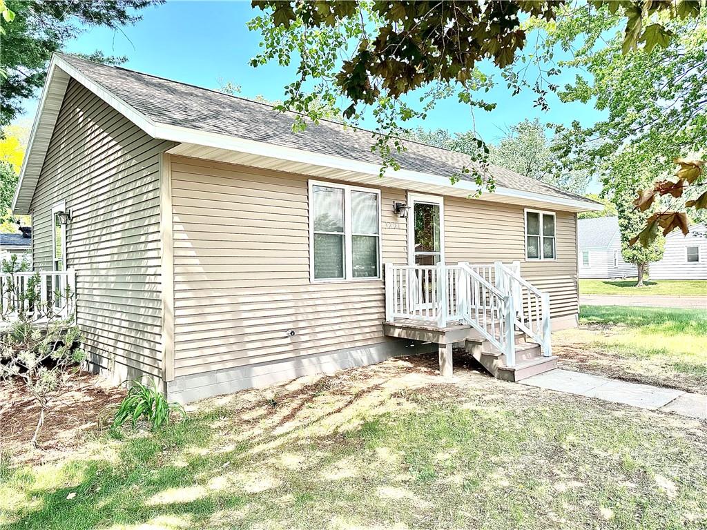 3204 Hamilton Avenue Altoona WI 54720 1573672 image1