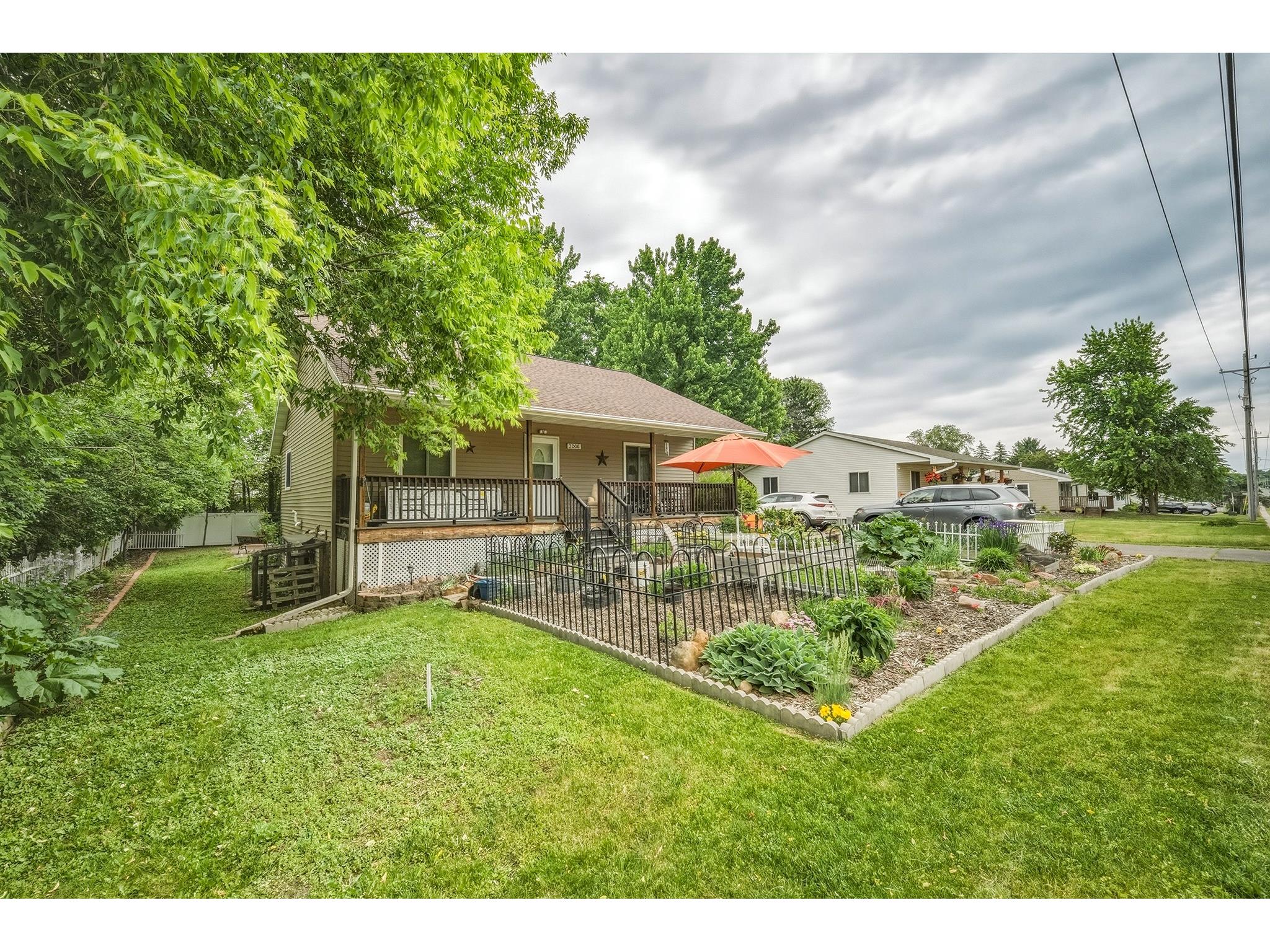 3206 W Folsom Eau Claire WI 54703 1601855 image3