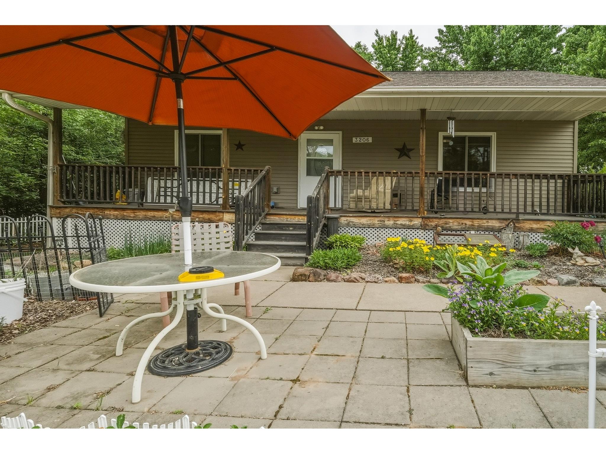 3206 W Folsom Eau Claire WI 54703 1601855 image4