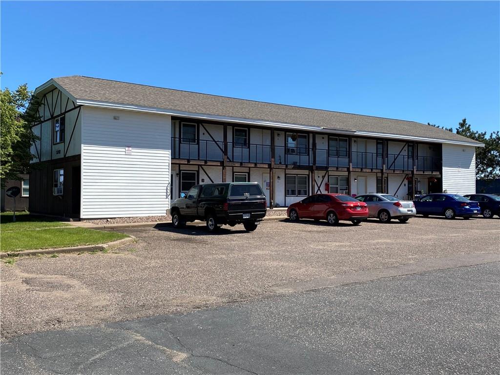 3207 Eldorado Boulevard 18, Eau Claire, WI 54701 MLS 1567351