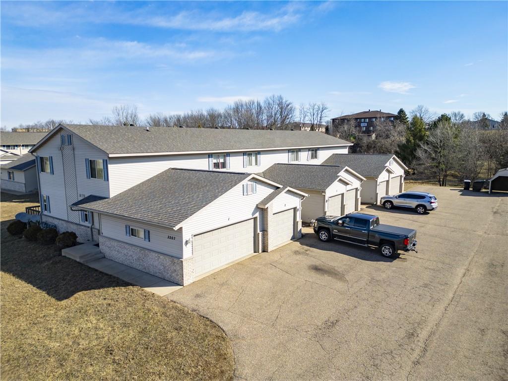 3207 Hidden Place #1-6 Eau Claire WI 54701 1580161 image1