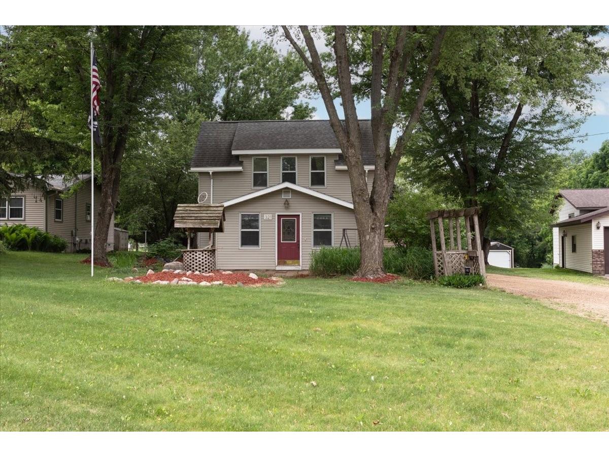 321 Drier Street Durand WI 54736 1602366 image1