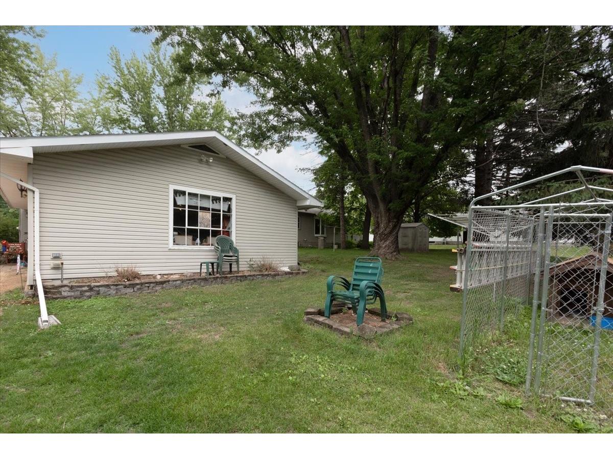 321 Drier Street Durand WI 54736 1602366 image10
