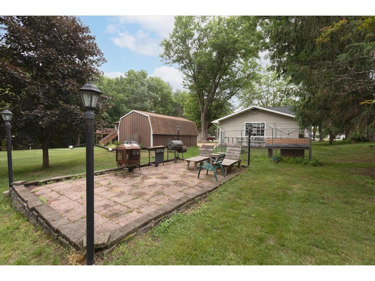 321 Drier Street Durand WI 54736 1602366 image40