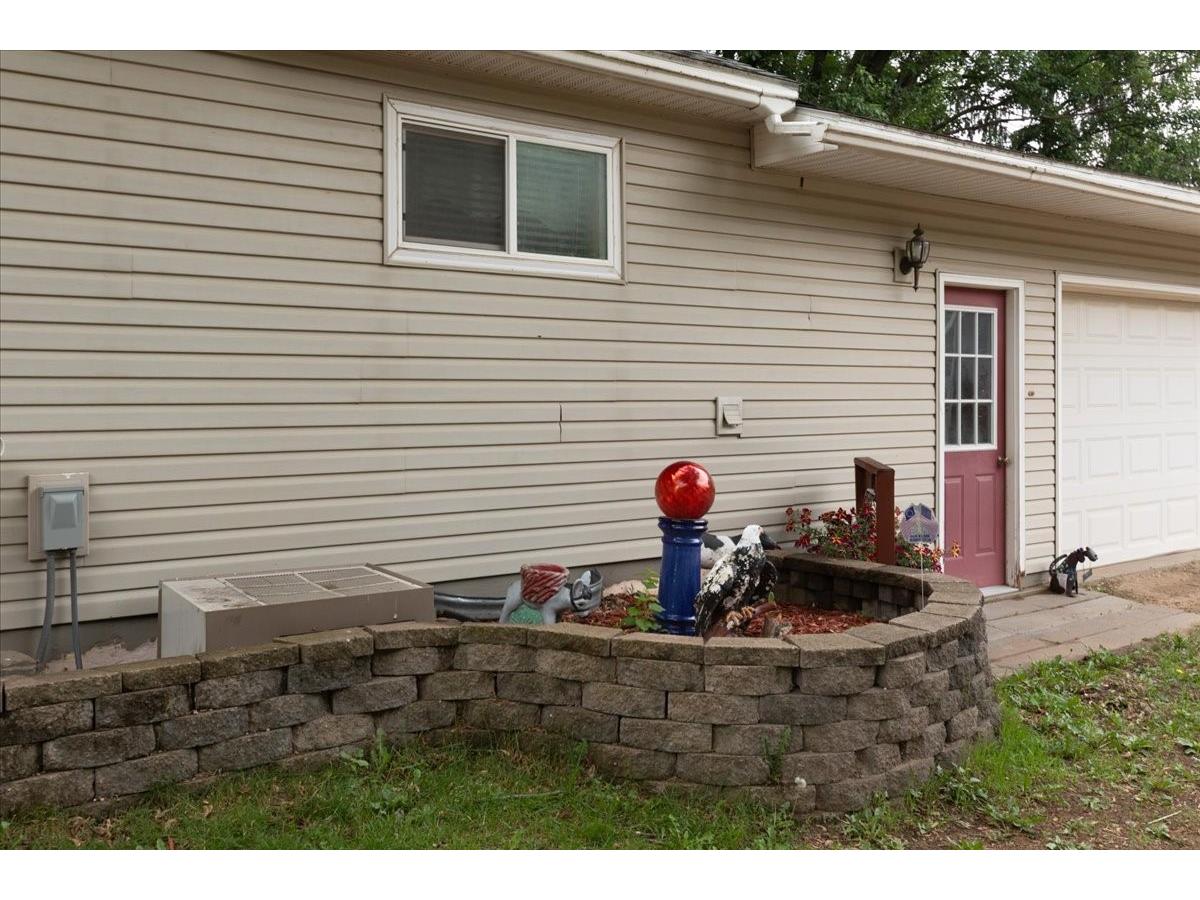 321 Drier Street Durand WI 54736 1602366 image45