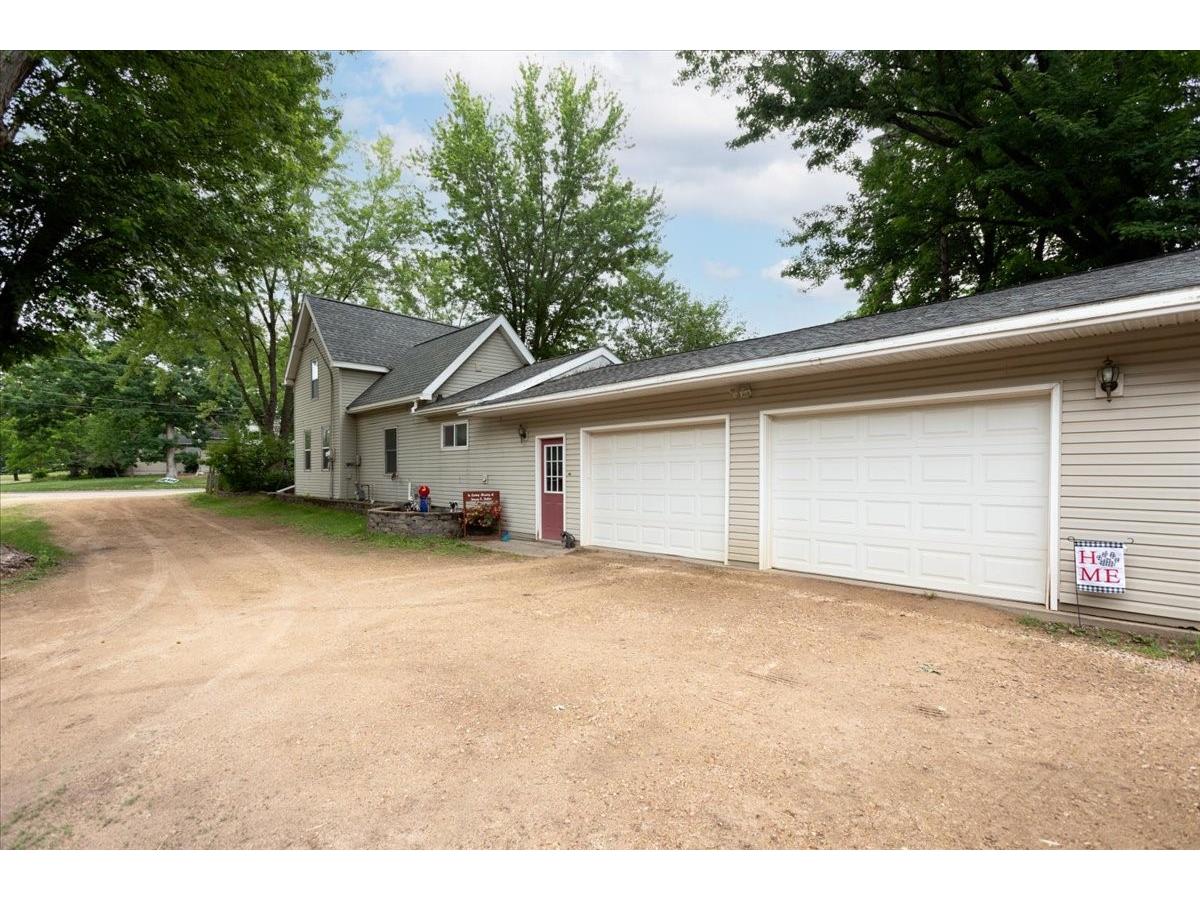 321 Drier Street Durand WI 54736 1602366 image8
