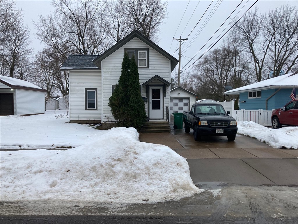 321 E Greenville Street Chippewa Falls WI 54729 1597802 image1