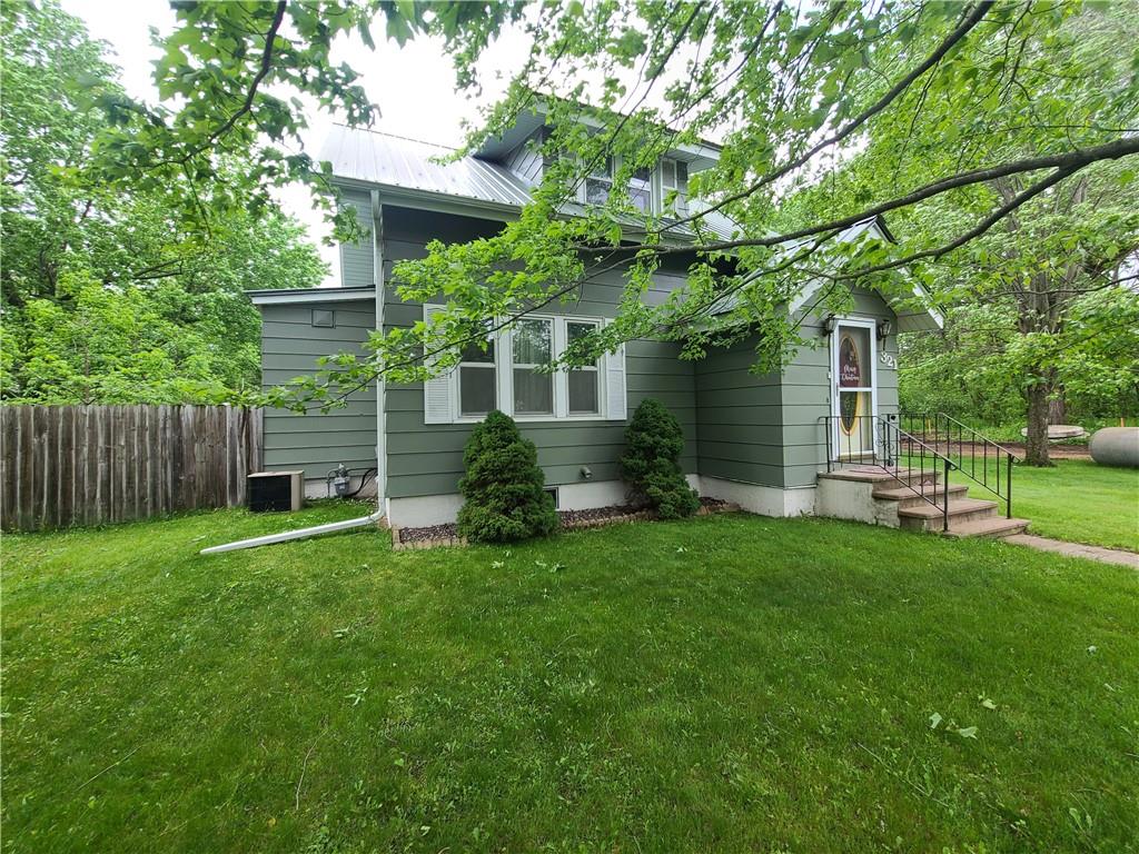 321 Eva Street Chippewa Falls WI 54729 1581730 image1