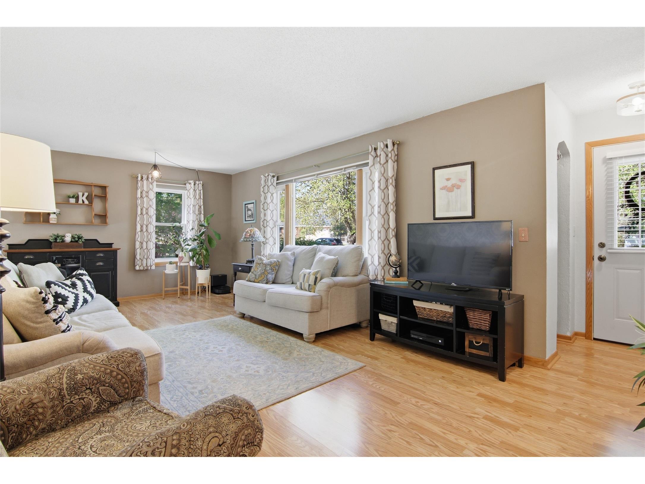 321 Margaret Street Eau Claire WI 54701 1601147 image3