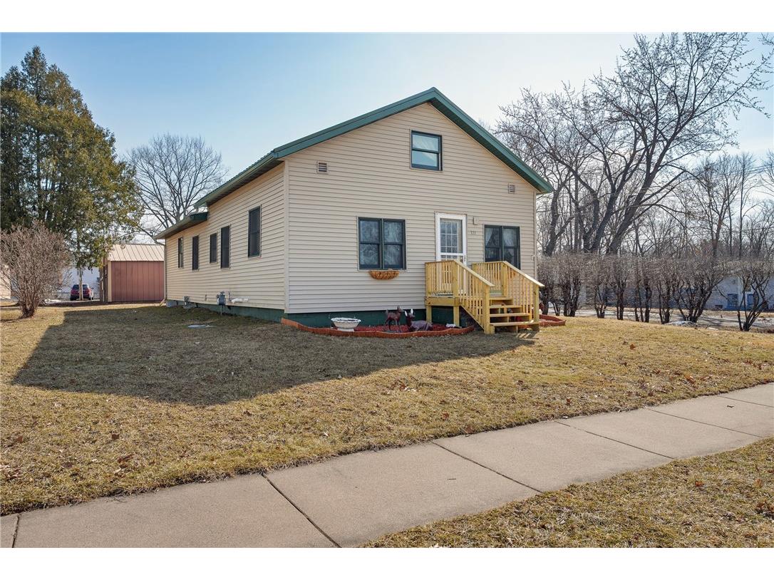 321 S 6th Street Cornell WI 54732 1589521 image1