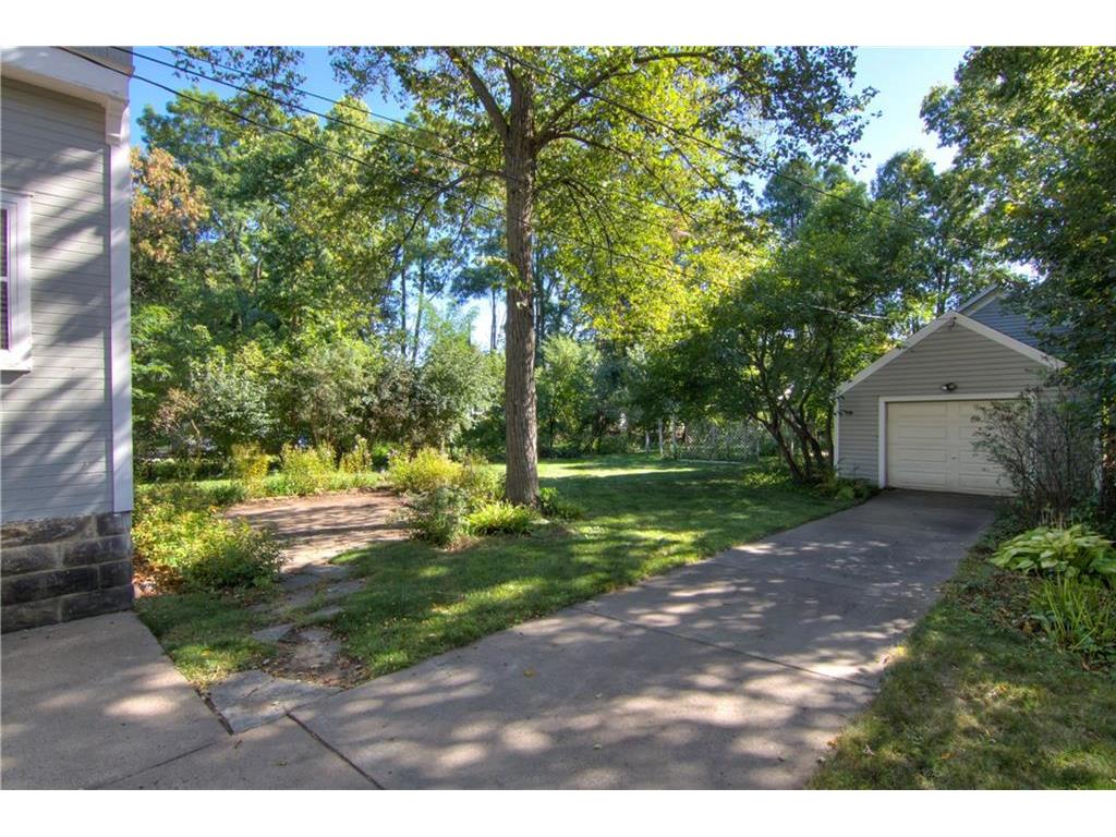 321 Summit Avenue, Eau Claire, WI, 54701 MLS 1586088 Edina Realty