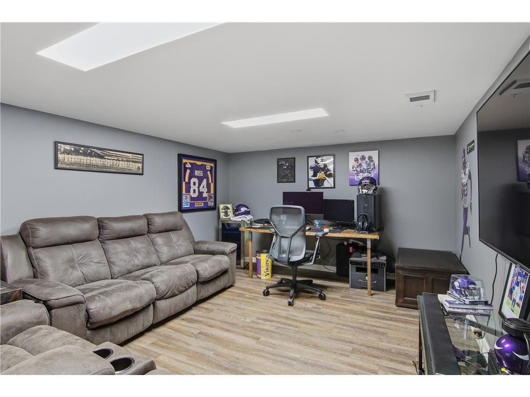 3210 Midway Street Eau Claire WI 54703 1598952 image32