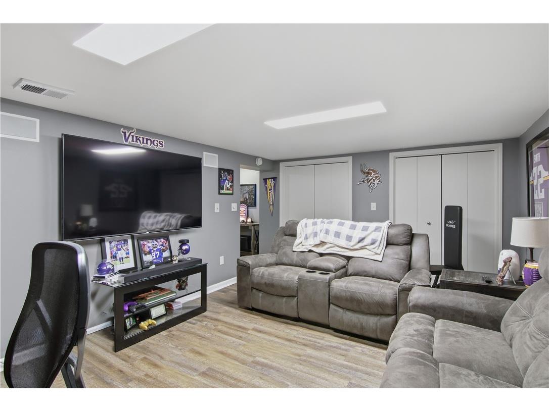 3210 Midway Street Eau Claire WI 54703 1598952 image35