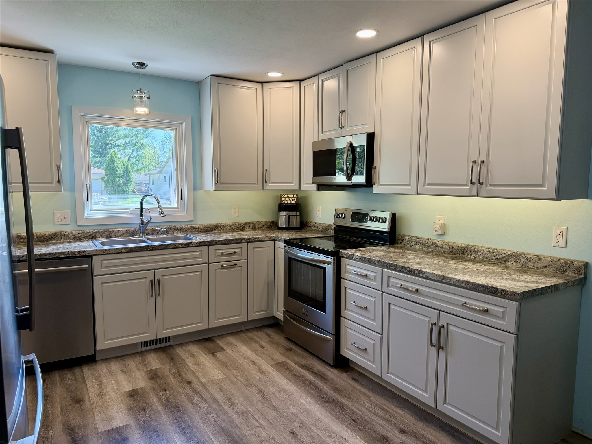 3214 Robin Road Eau Claire WI 54703 1600706 image3