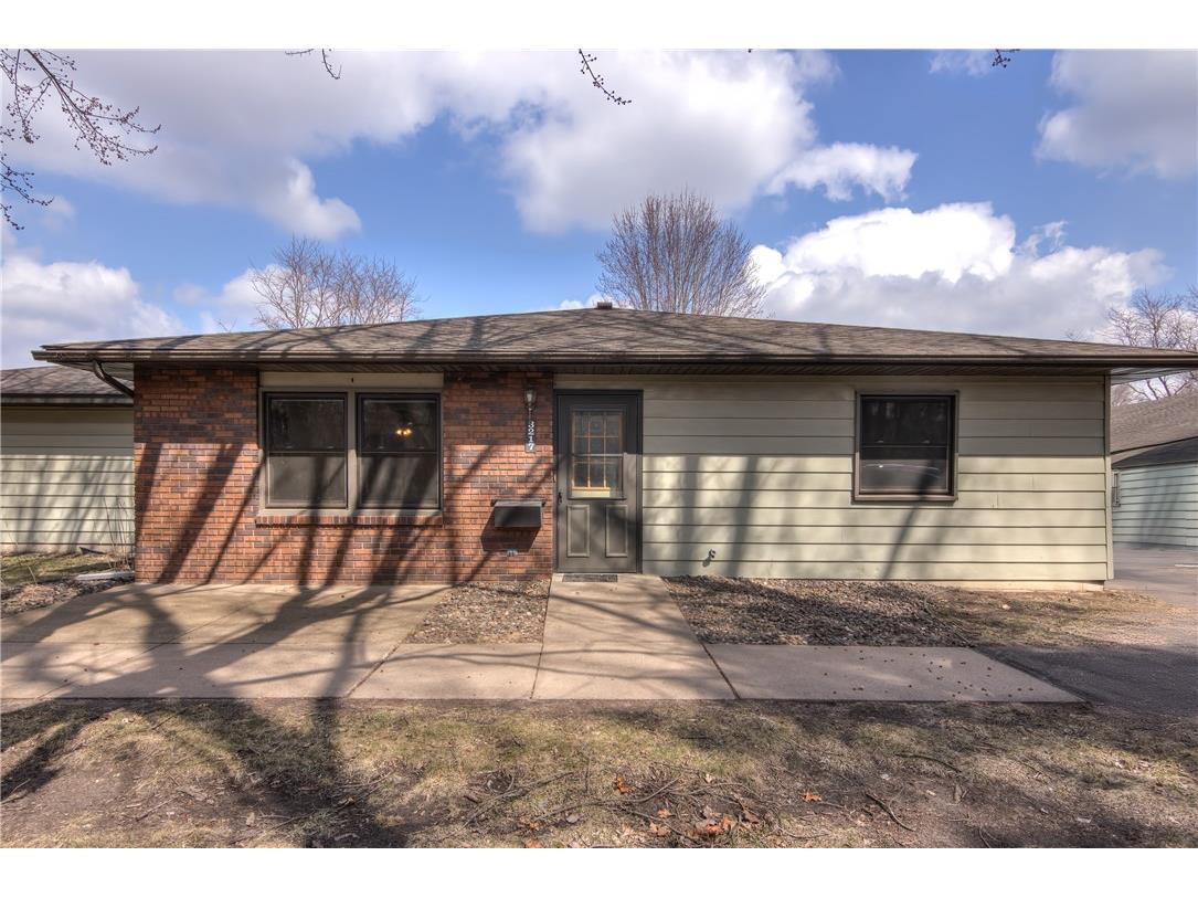 3217 Garner Street #4 Eau Claire WI 54701 1590514 image1