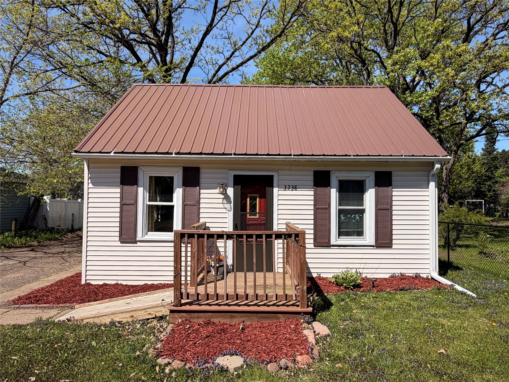 3238 7th Street Eau Claire WI 54703 1601219 image1