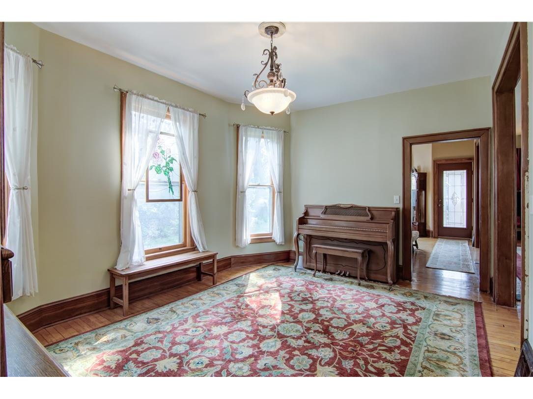 324 Coleman Street Chippewa Falls WI 54729 1595550 image13