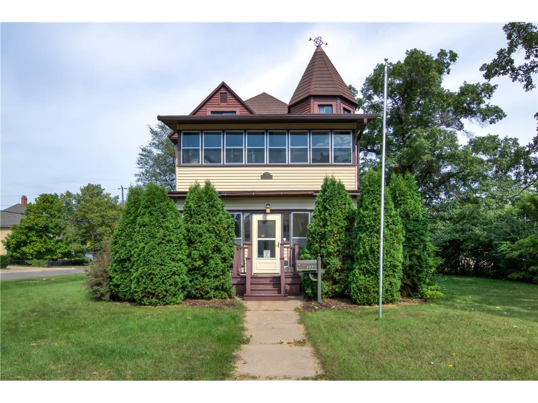 324 Coleman Street Chippewa Falls WI 54729 1595550 image2