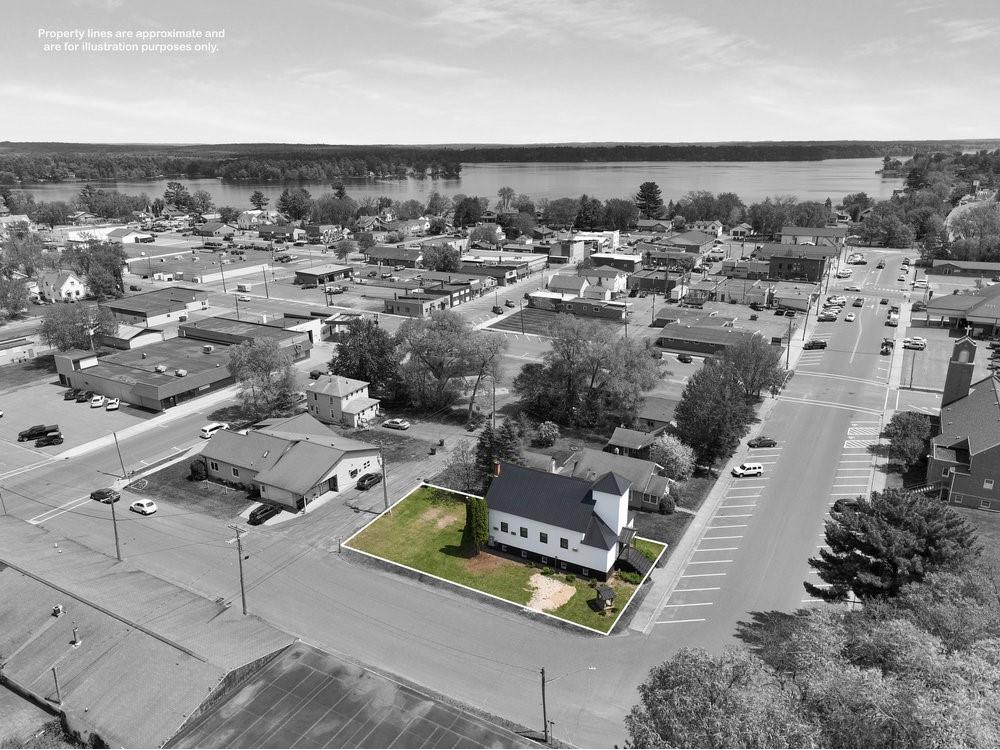 324 Douglas Street #1-2 Chetek WI 54728 1601466 image2