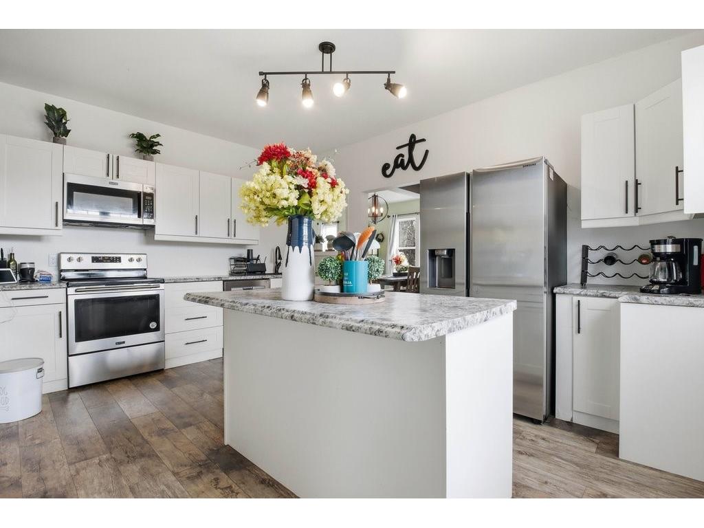 324 E 6th Avenue Stanley WI 54768 1599659 image4