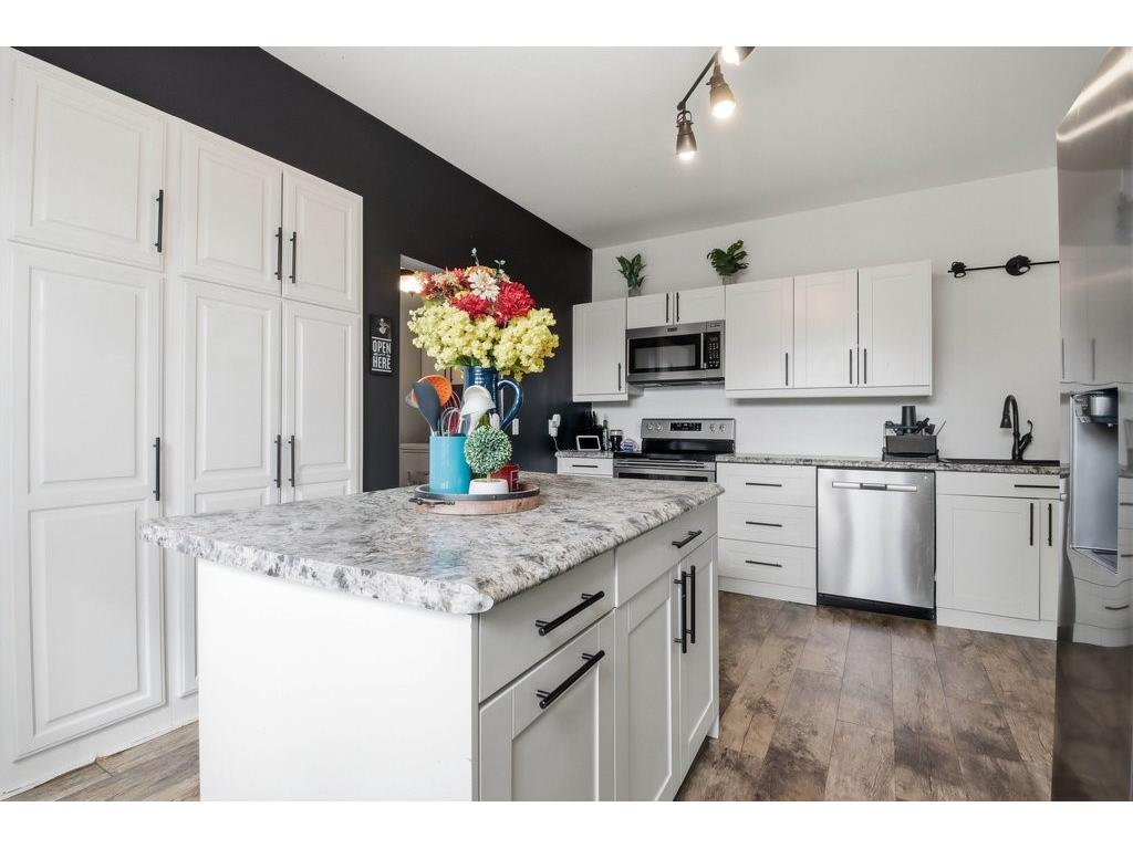324 E 6th Avenue Stanley WI 54768 1599659 image5