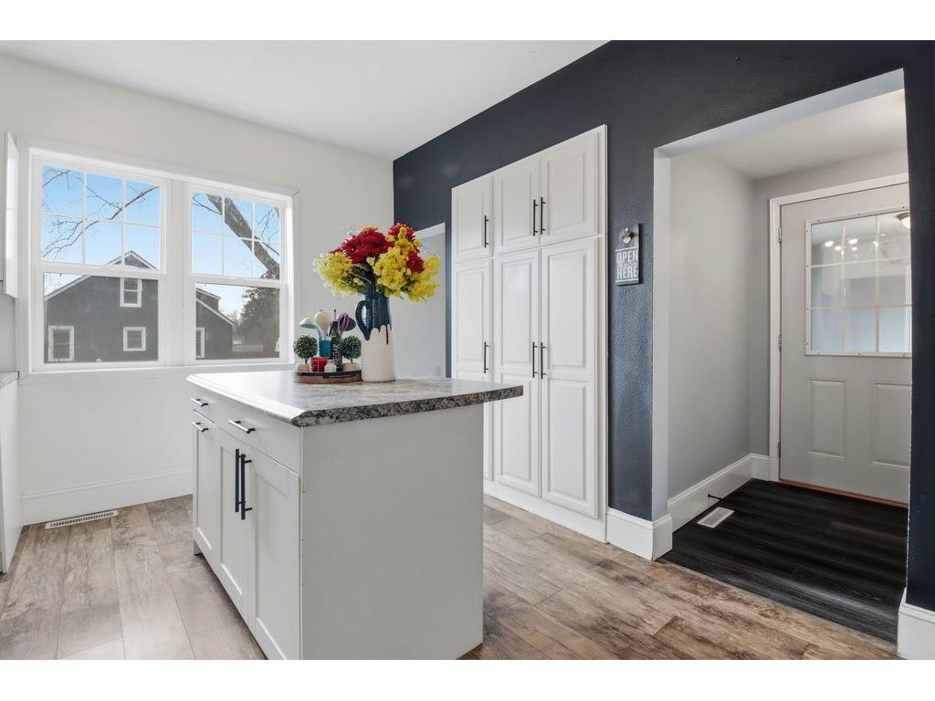 324 E 6th Avenue Stanley WI 54768 1599659 image6