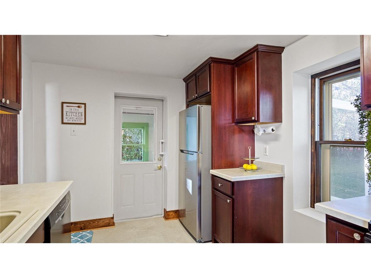 324 Mead Street Eau Claire WI 54703 1596841 image10