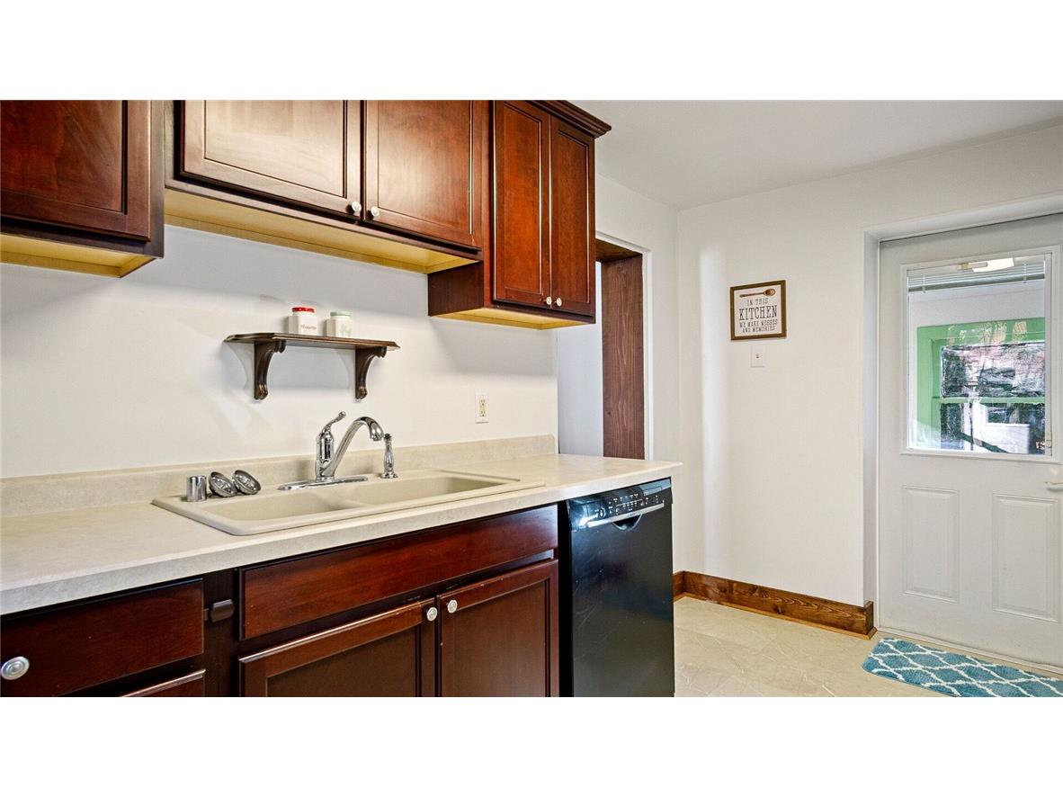 324 Mead Street Eau Claire WI 54703 1596841 image11