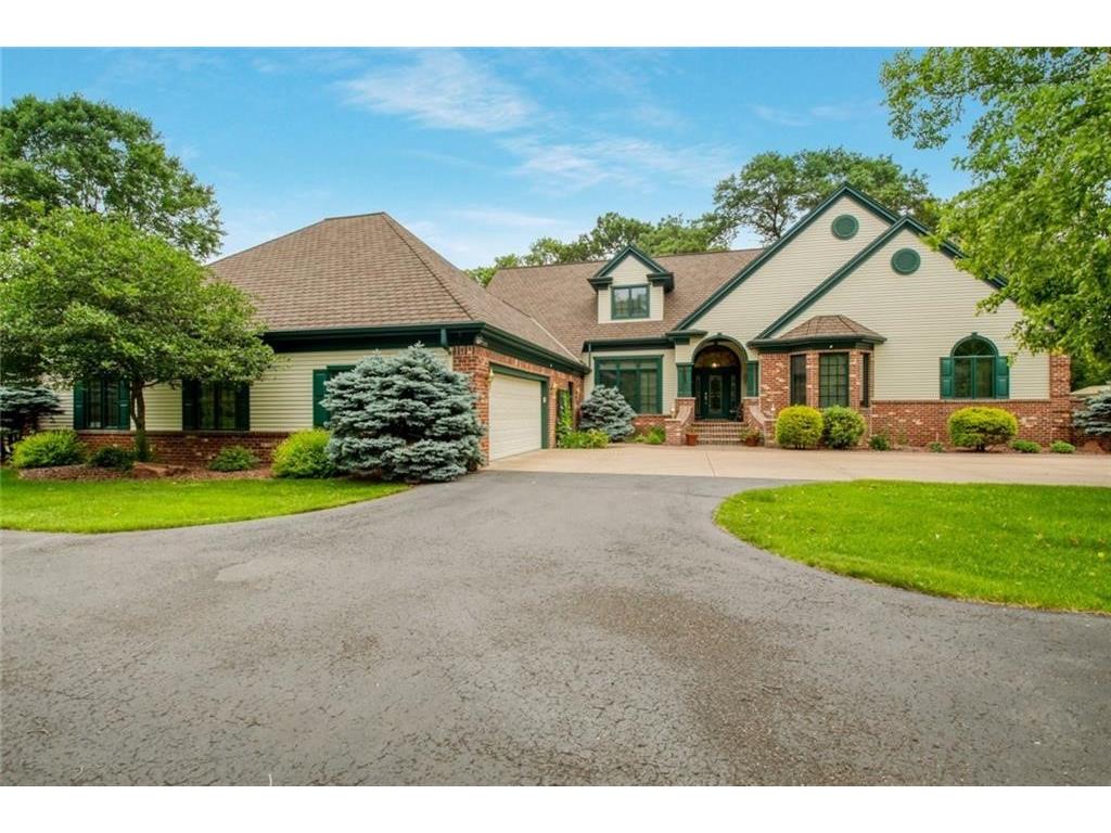 3240 Davis Drive Eau Claire WI 54701 - LOWES CREEK 1587915 image1