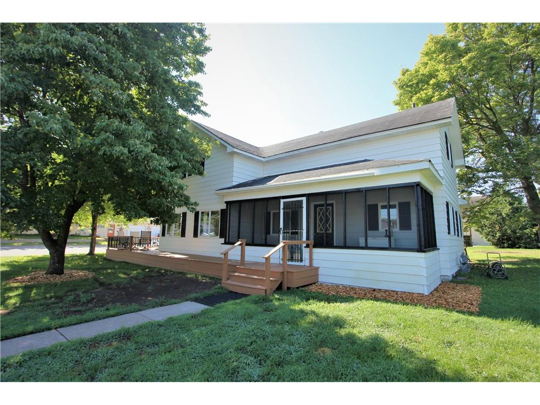 325 E Brown Street Augusta WI 54722 1575611 image1