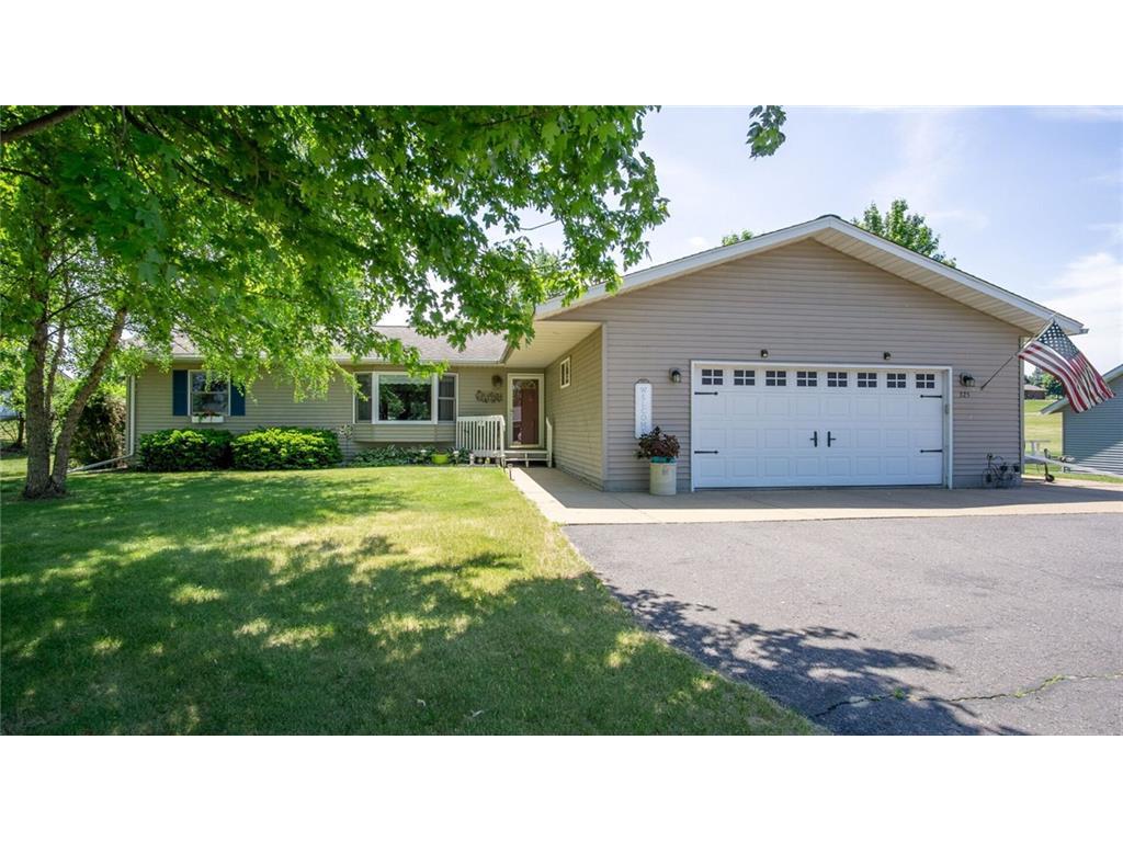 325 E Cowles Street Alma Center WI 54611 1573804 image1