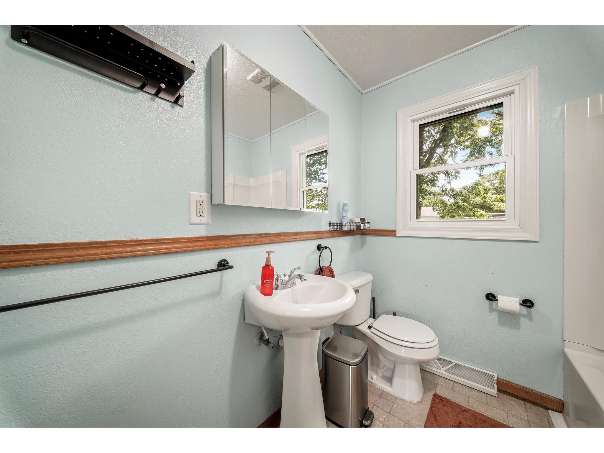 325 Selma Street Eau Claire WI 54703 1602312 image11