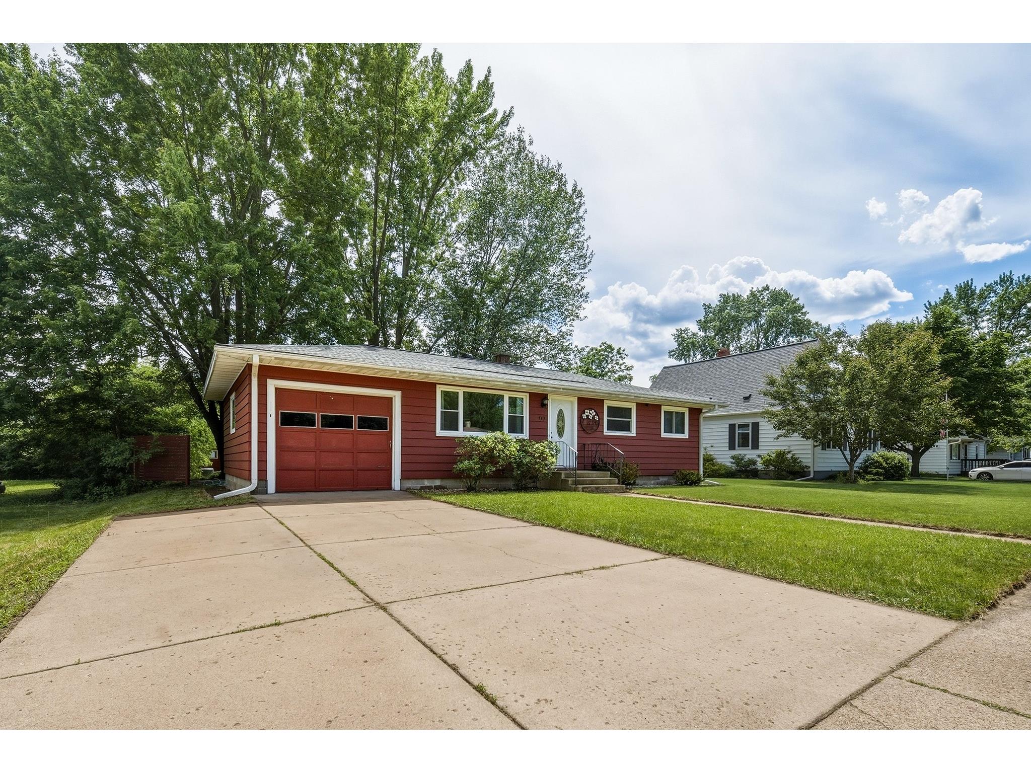 325 Selma Street Eau Claire WI 54703 1602312 image2