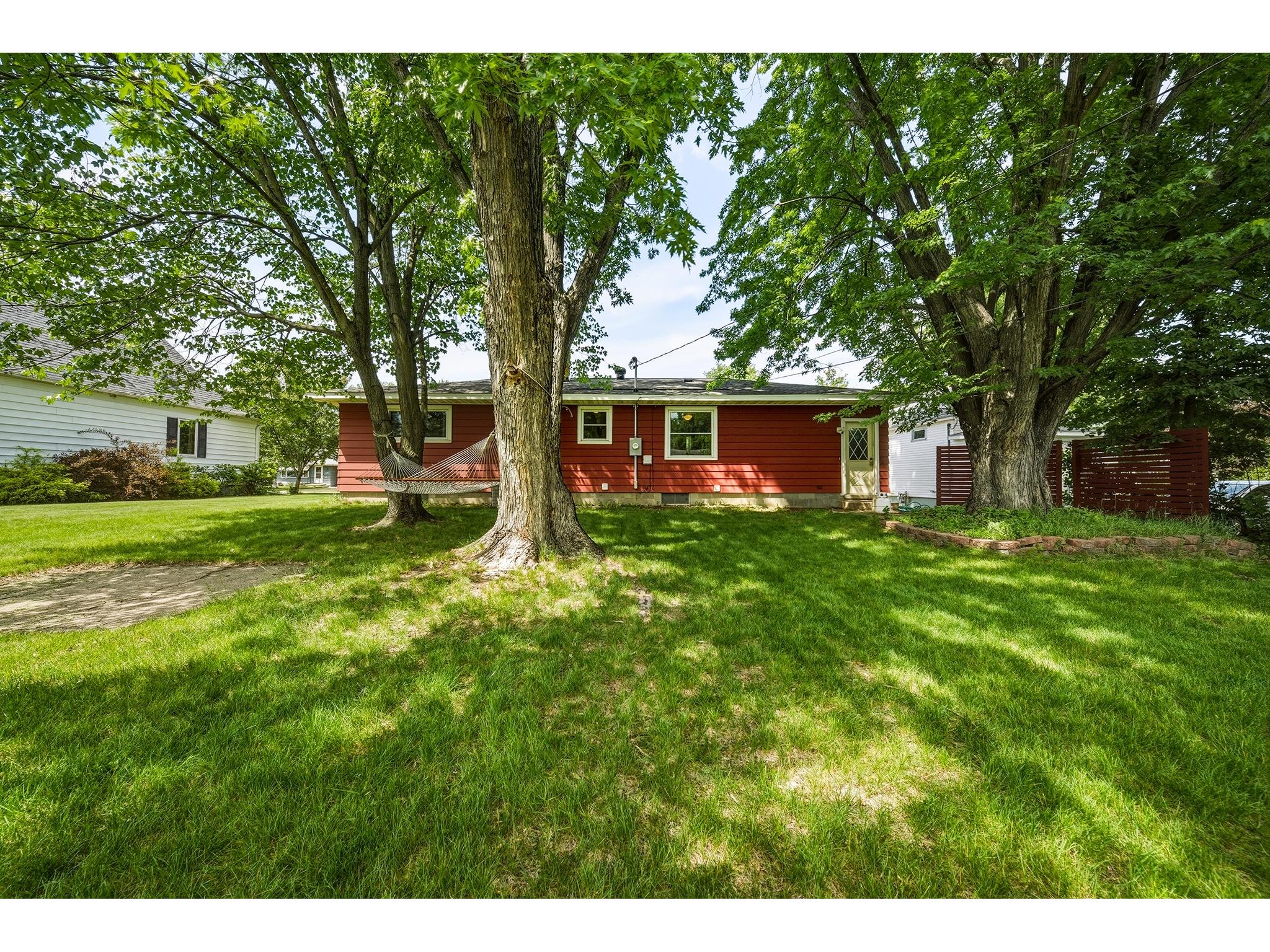 325 Selma Street Eau Claire WI 54703 1602312 image35