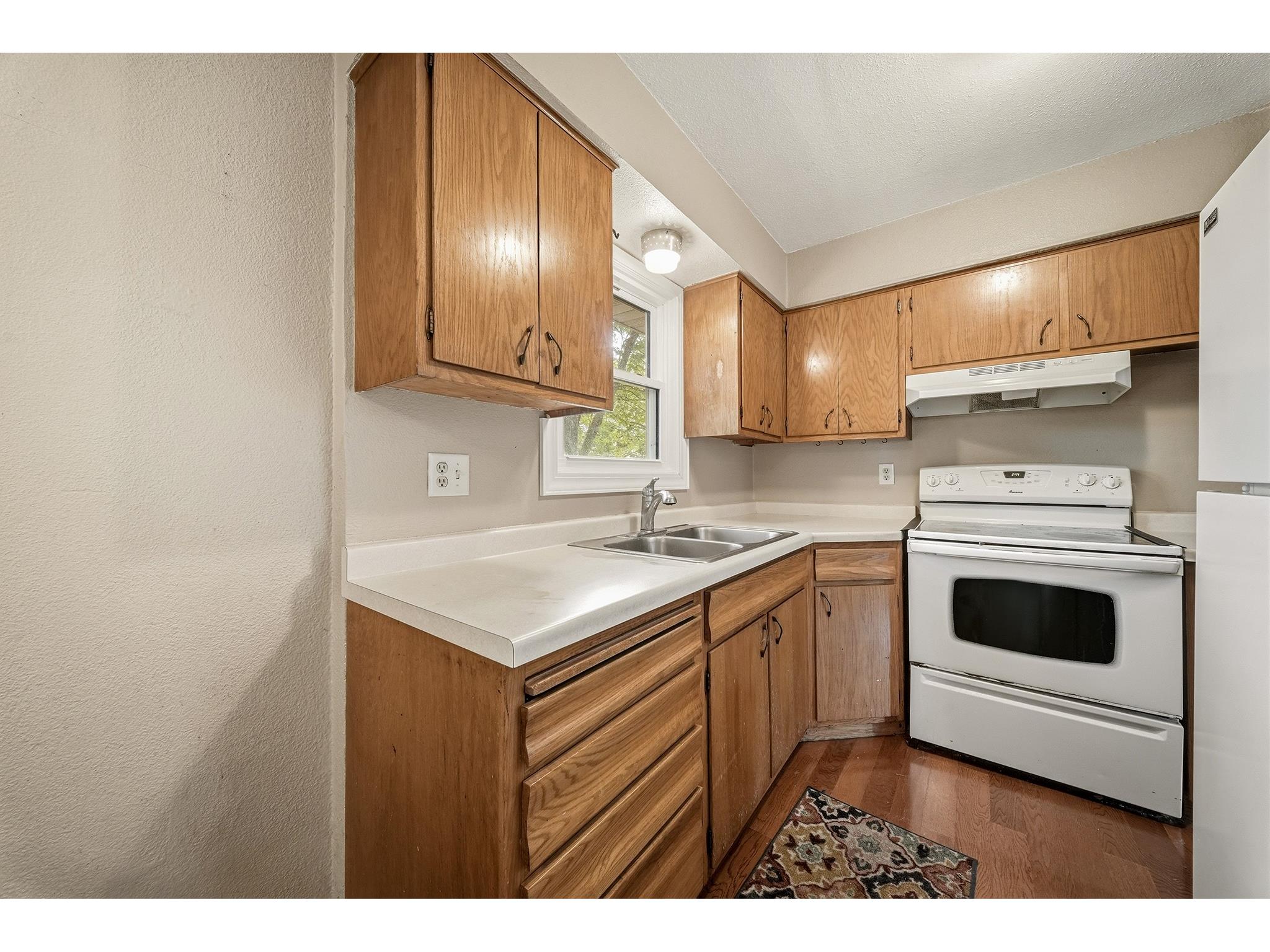 325 Selma Street Eau Claire WI 54703 1602312 image4